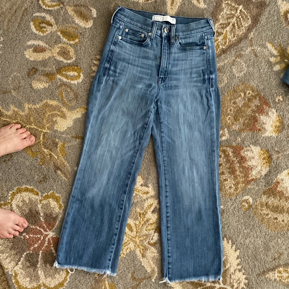 AYR “The Pop” jeans , medium blue color. Good condition.  Frayed hem.